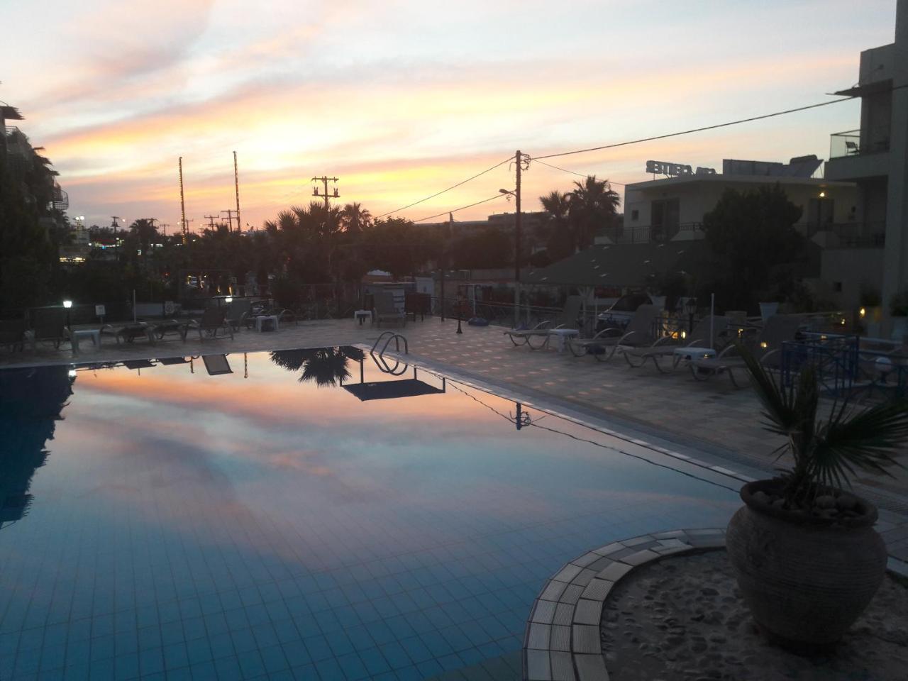Villa Myrto Hersonissos  Esterno foto